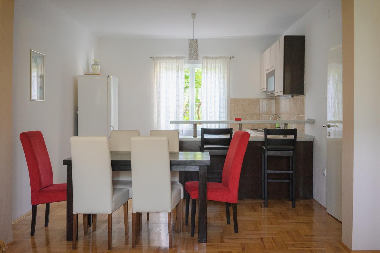 Apartment Maric 特雷比涅 外观 照片